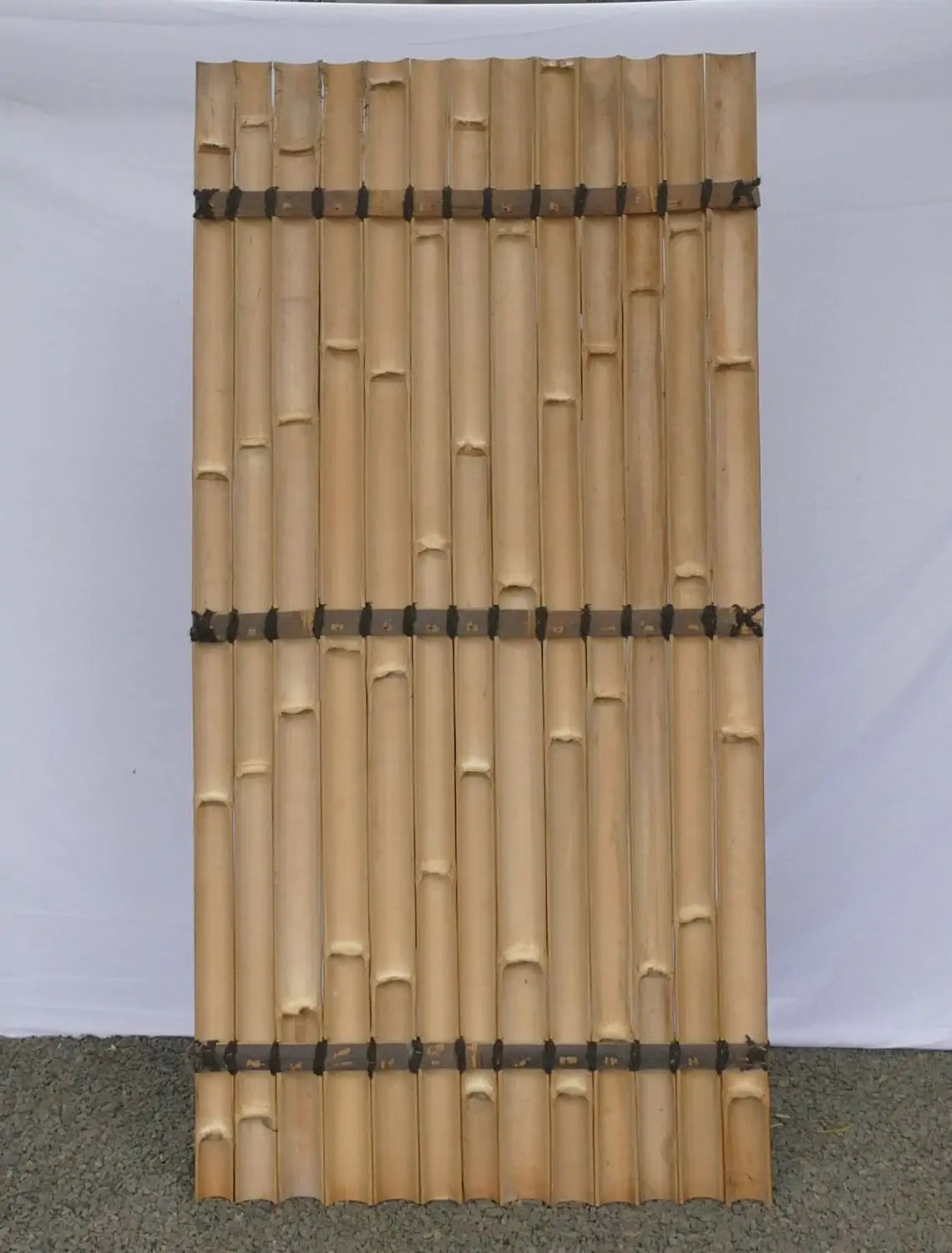  Product image 1 of the product “Half bamboo fence with half bamboo construction. The height is 180 cm. ”